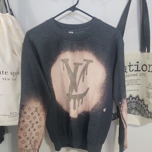 Gildan Black and Pink Drip Logo Sweater